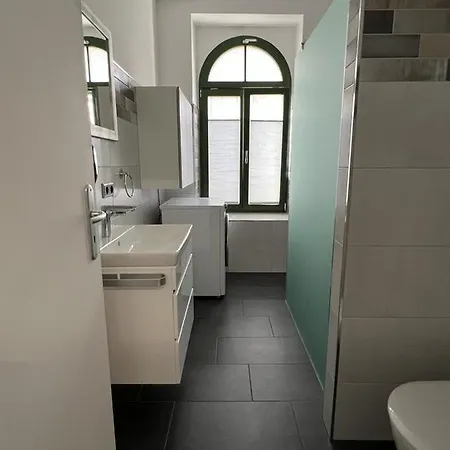 Lea Waldstrassenviertel Apartman *