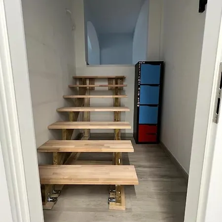 Lea Waldstrassenviertel Apartman *